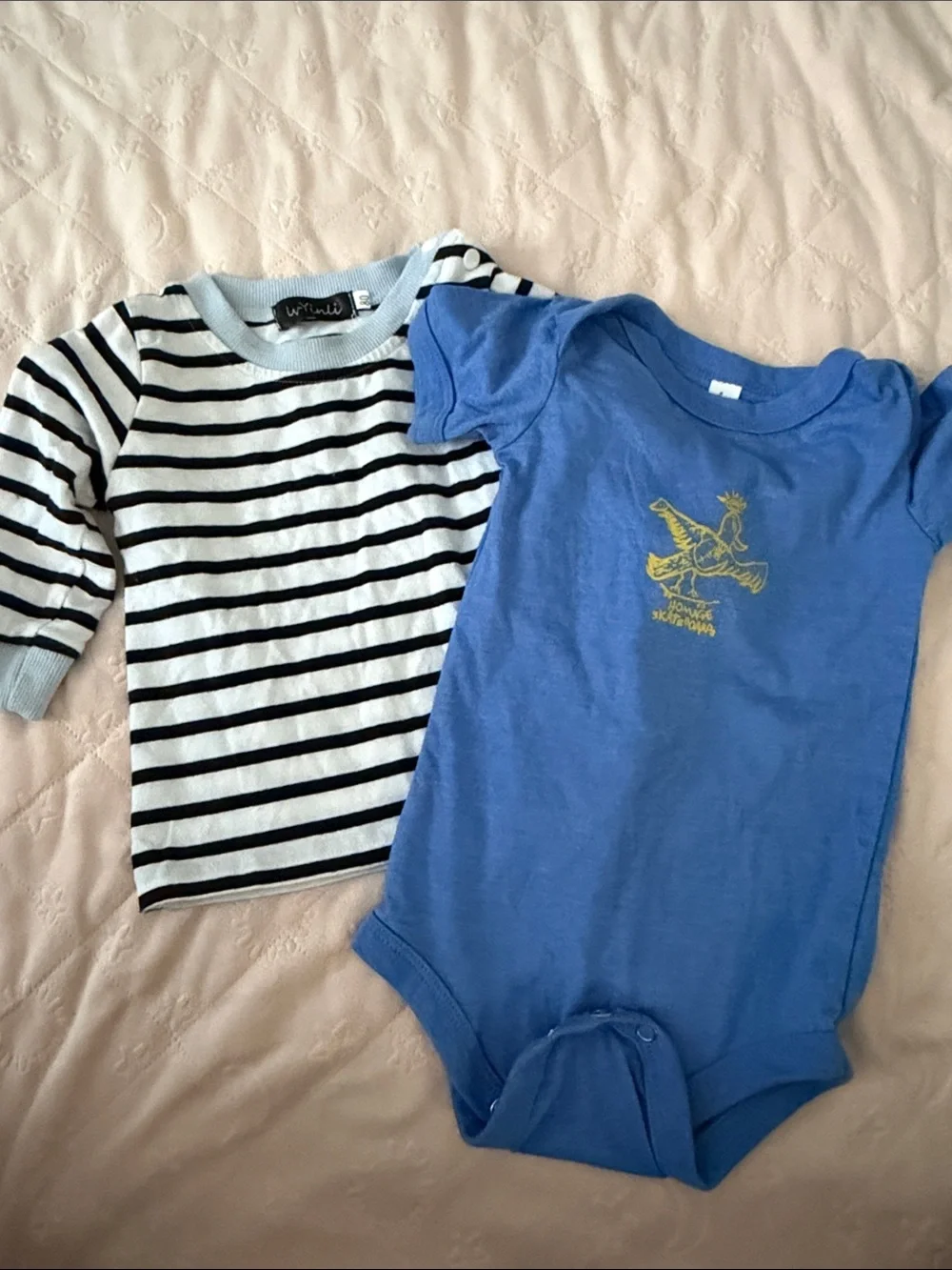 Unknown Brand Blue Graphic Baby One-Piece Bodysuit